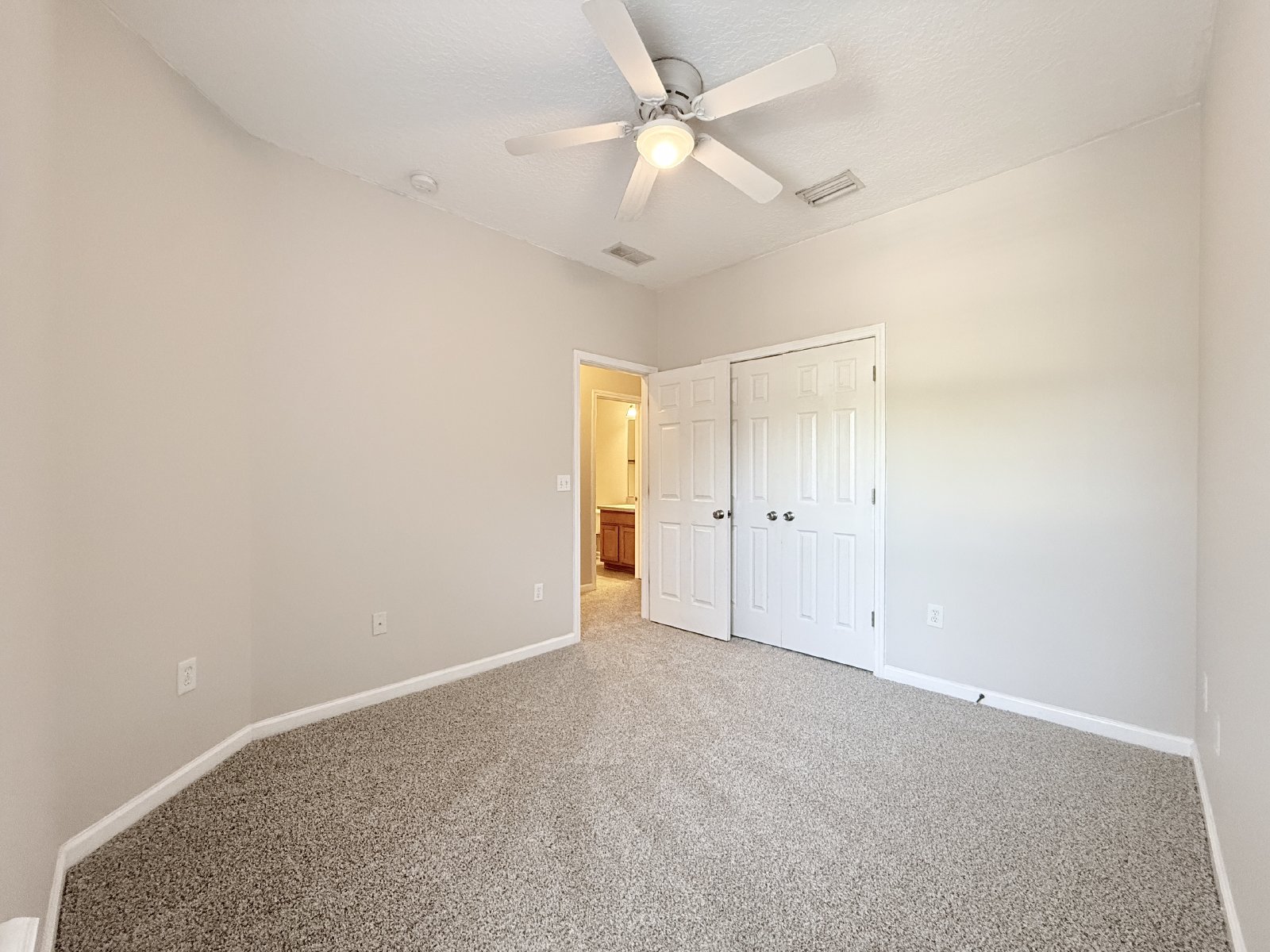 Spacious Townhome! property image