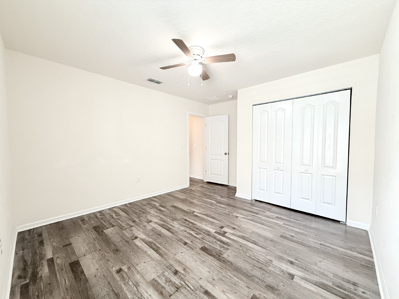 Beautiful 3BR Home in the Heart of Southside Jacksonville property image