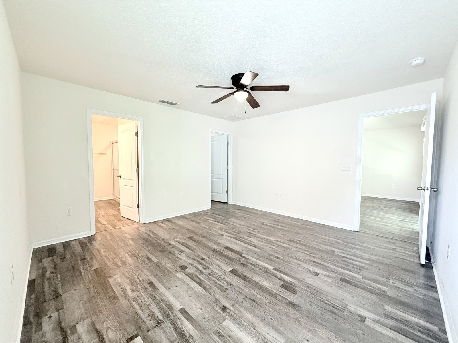 Beautiful 3BR Home in the Heart of Southside Jacksonville property image