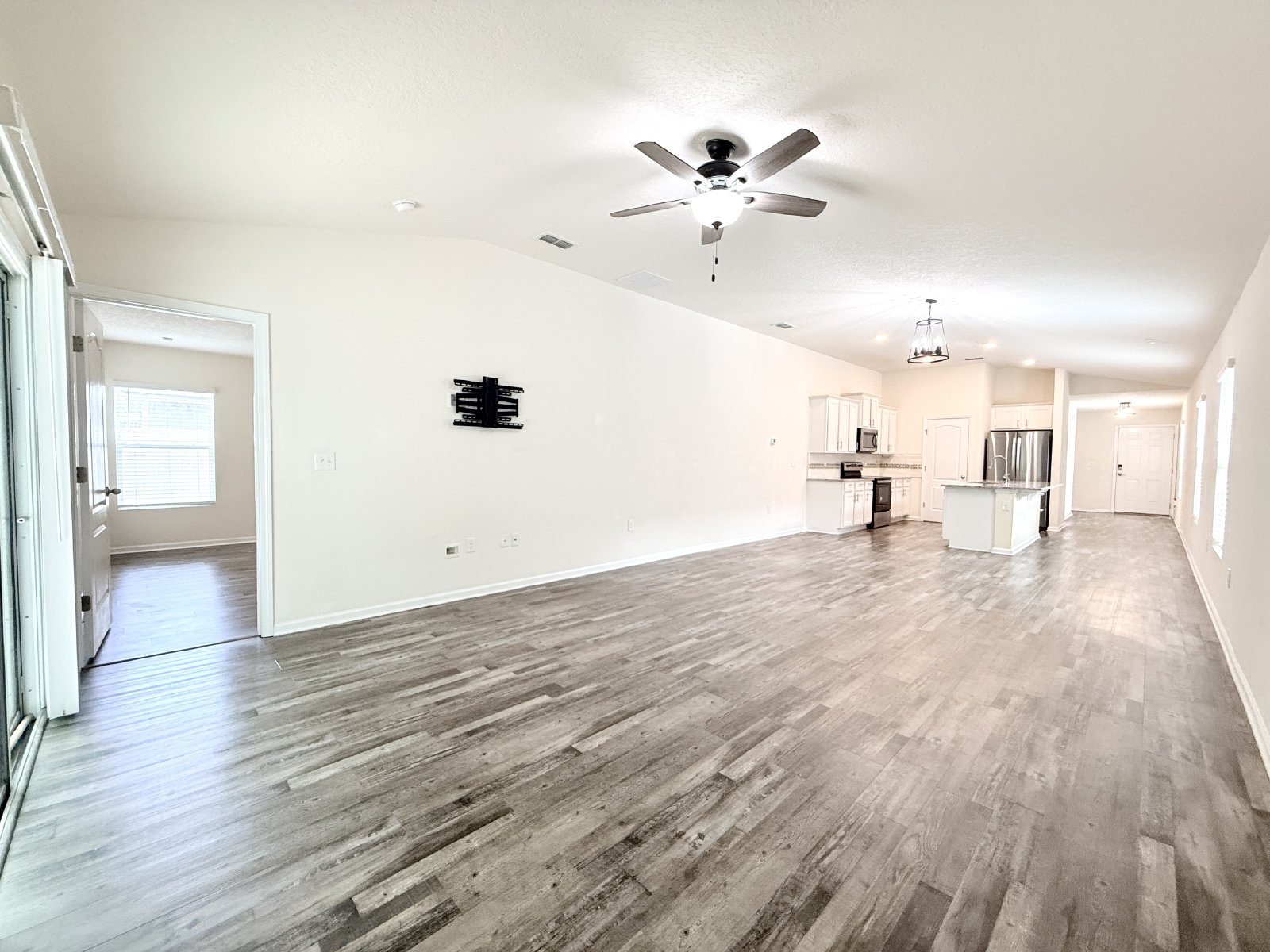 Beautiful 3BR Home in the Heart of Southside Jacksonville property image