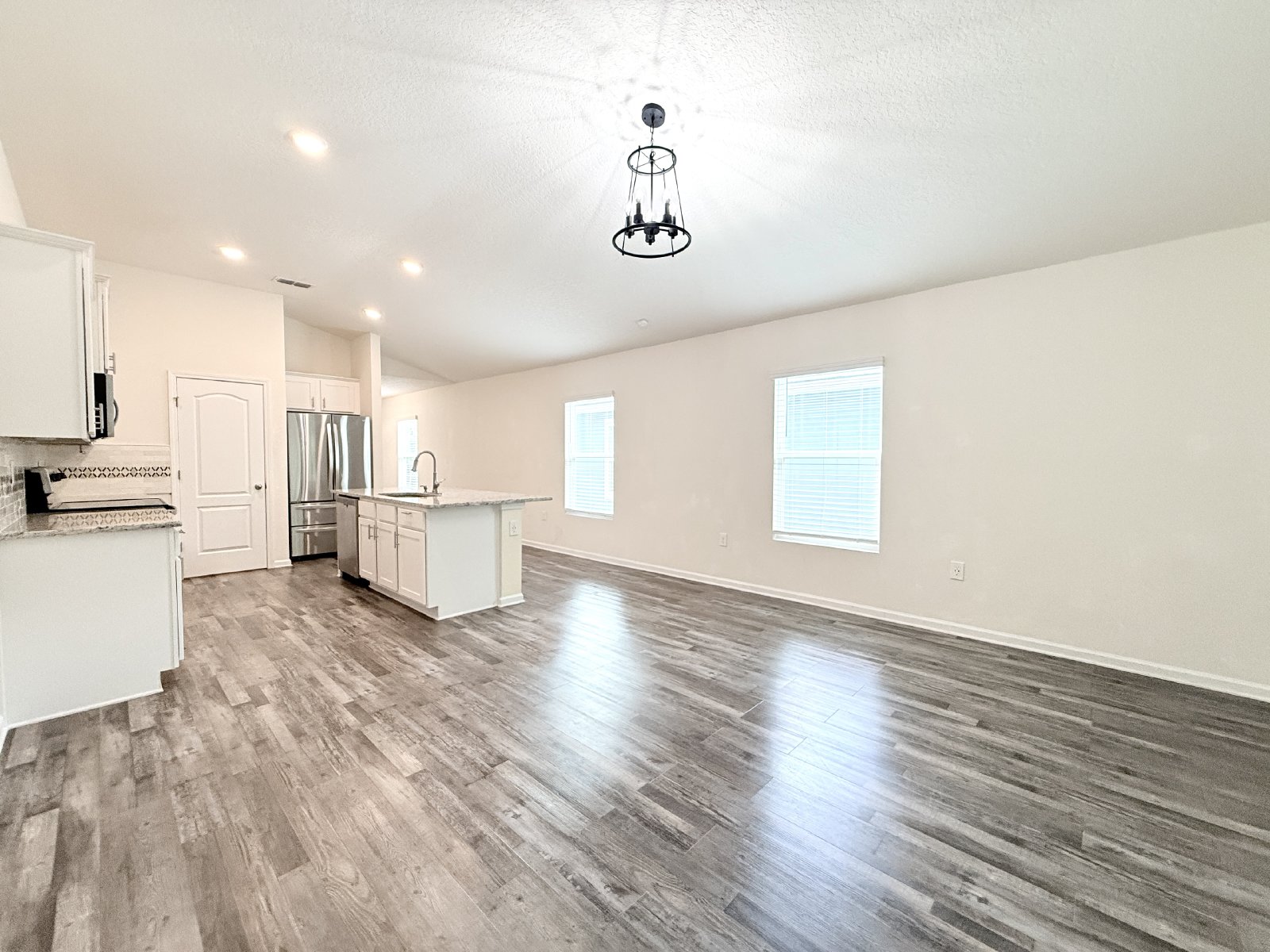 Beautiful 3BR Home in the Heart of Southside Jacksonville property image