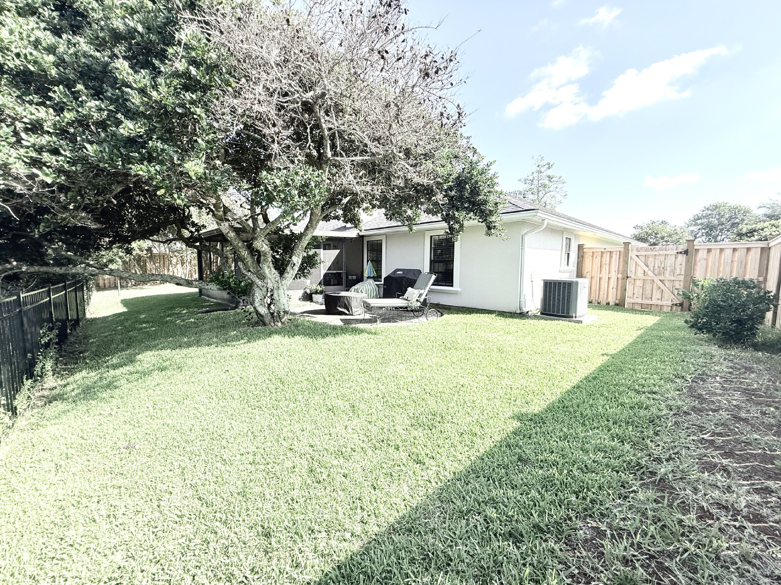 Stylish 4BR Home Minutes from Everything property image