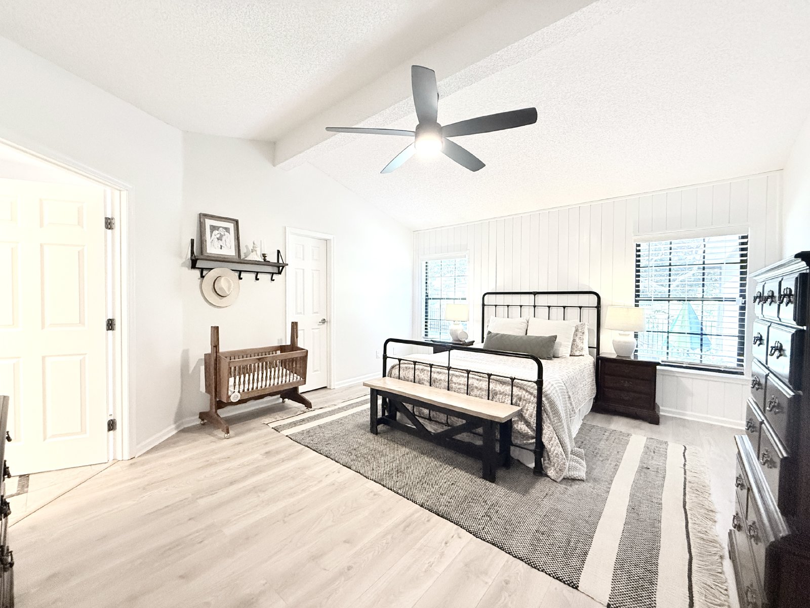 Stylish 4BR Home Minutes from Everything property image