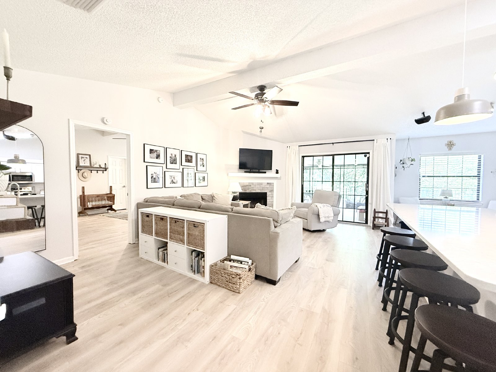 Stylish 4BR Home Minutes from Everything property image