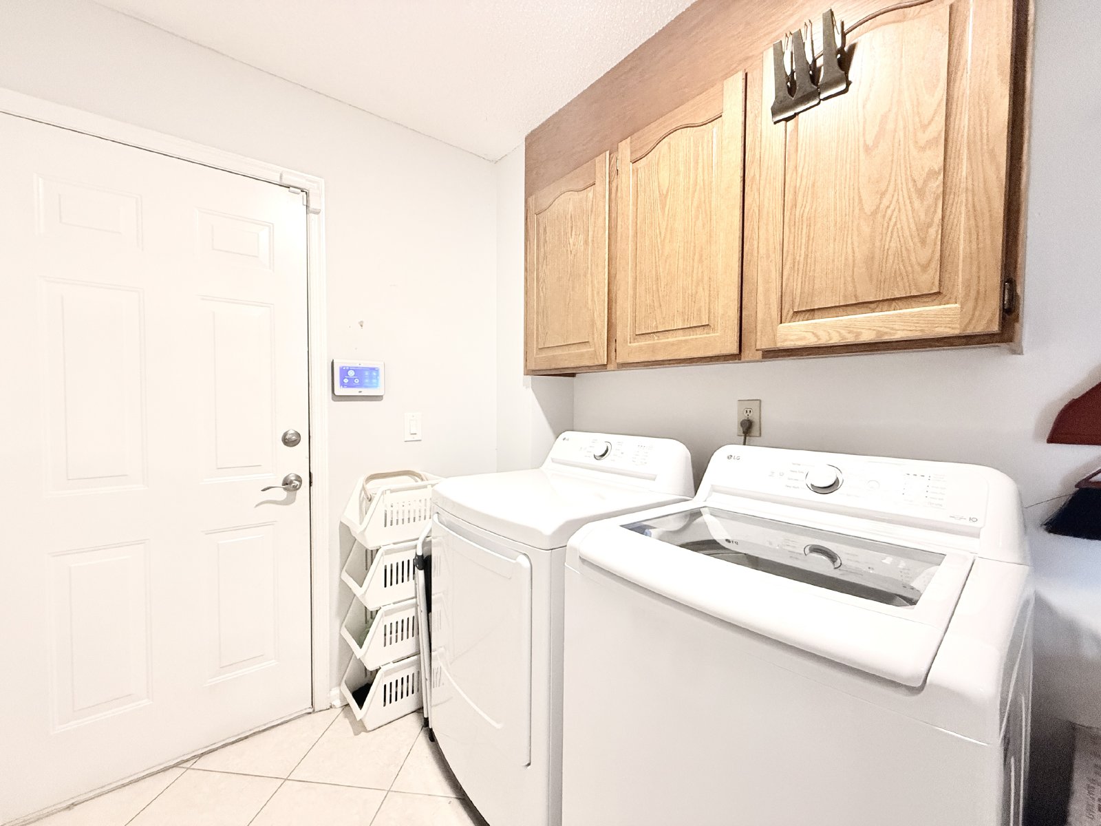 Stylish 4BR Home Minutes from Everything property image