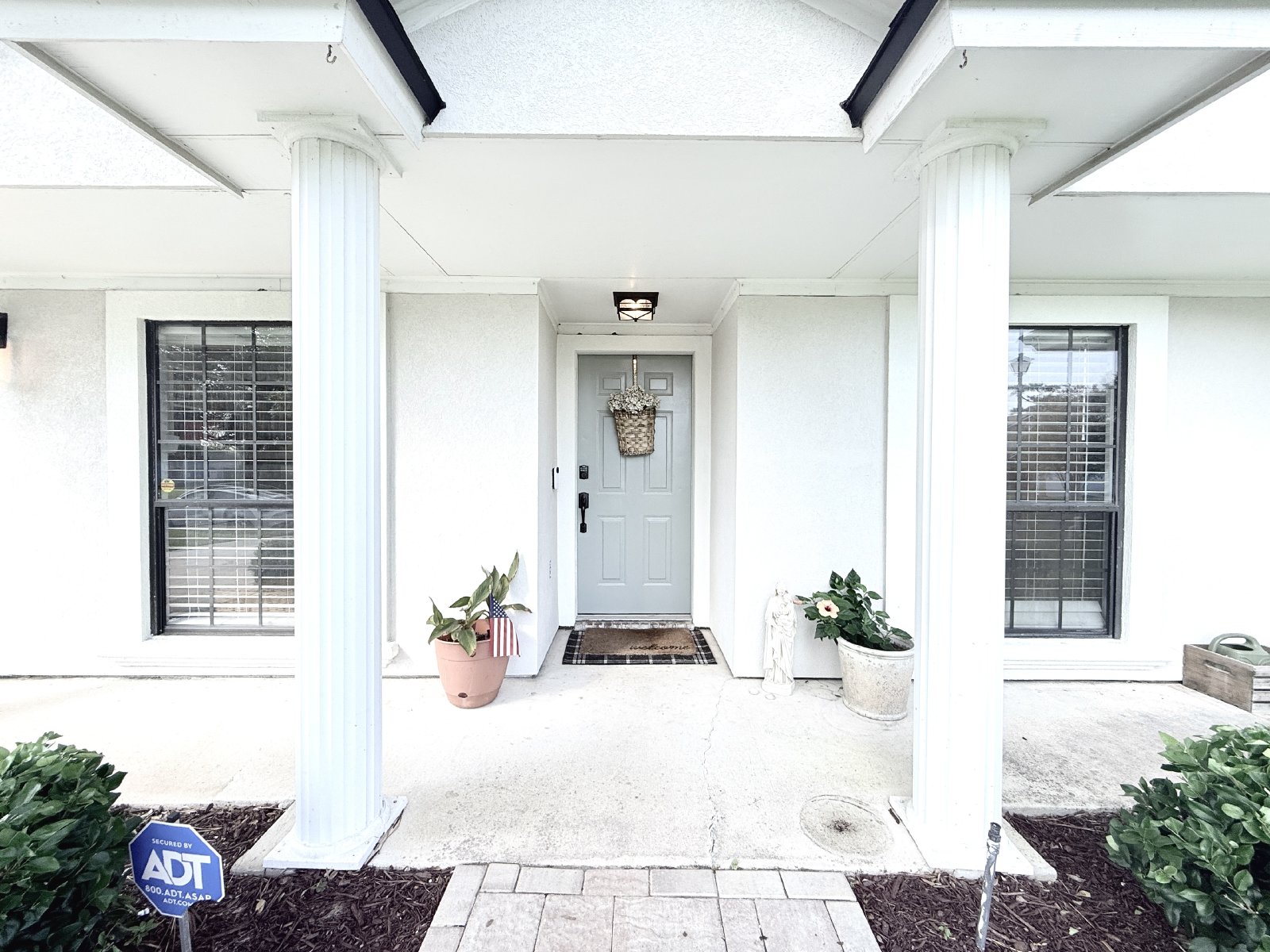 Stylish 4BR Home Minutes from Everything property image