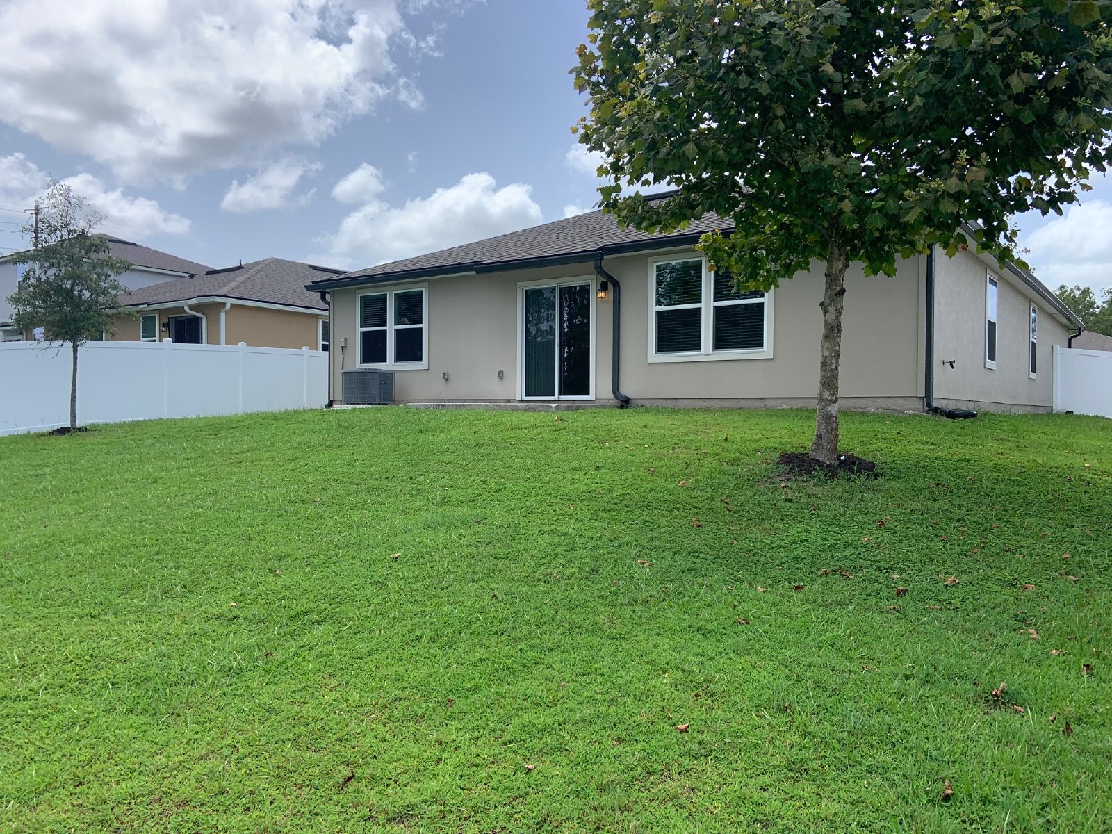 Newer Middleburg Home property image