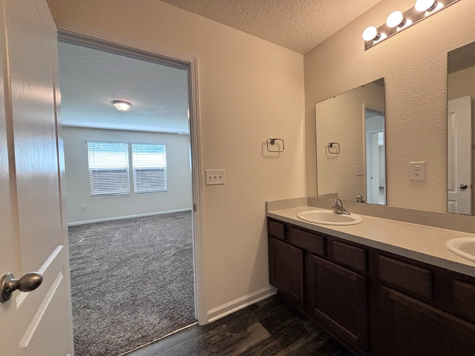 Newer Middleburg Home property image