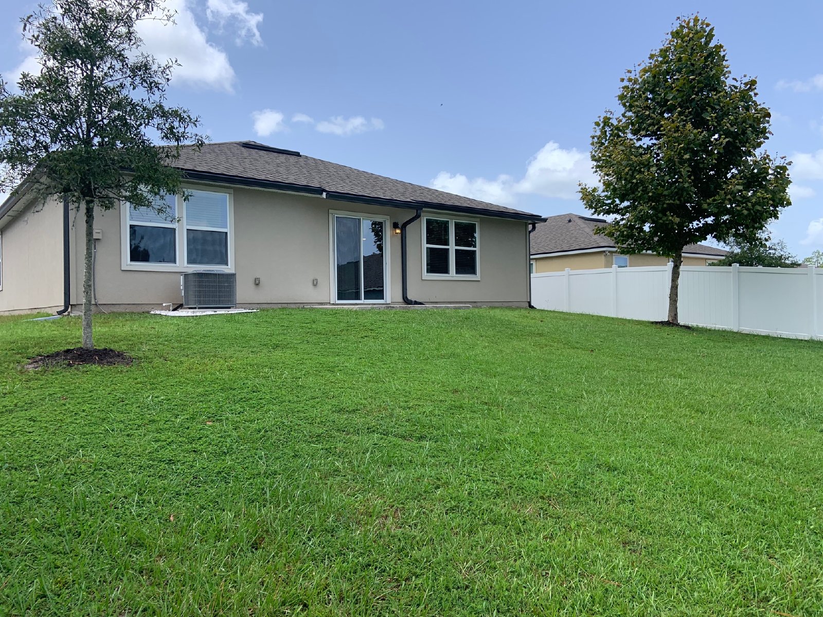 Newer Middleburg Home property image