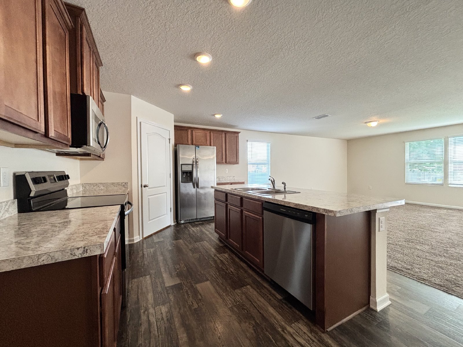 Newer Middleburg Home property image