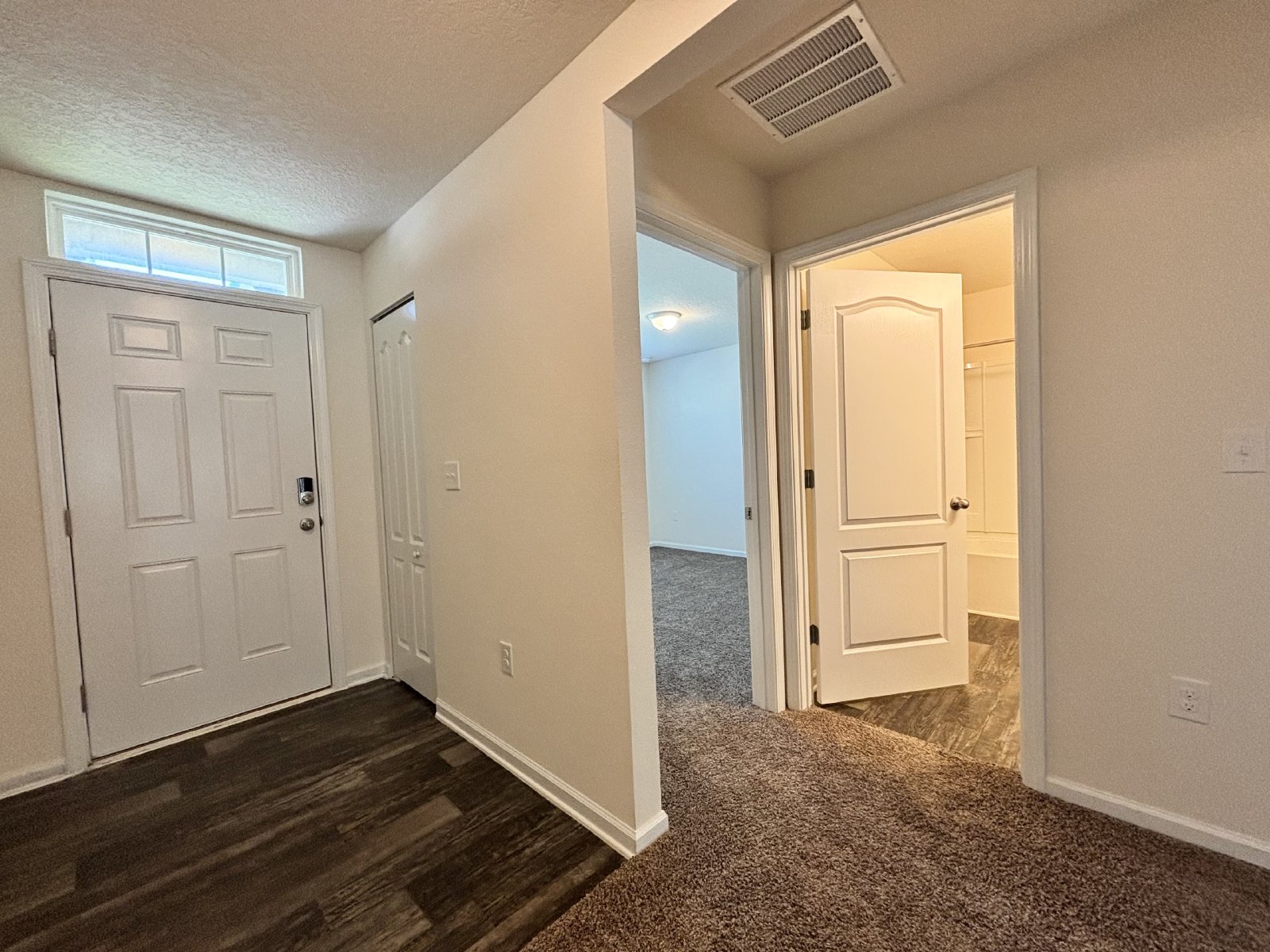 Newer Middleburg Home property image