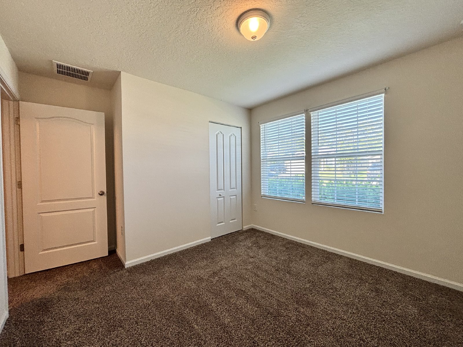Newer Middleburg Home property image