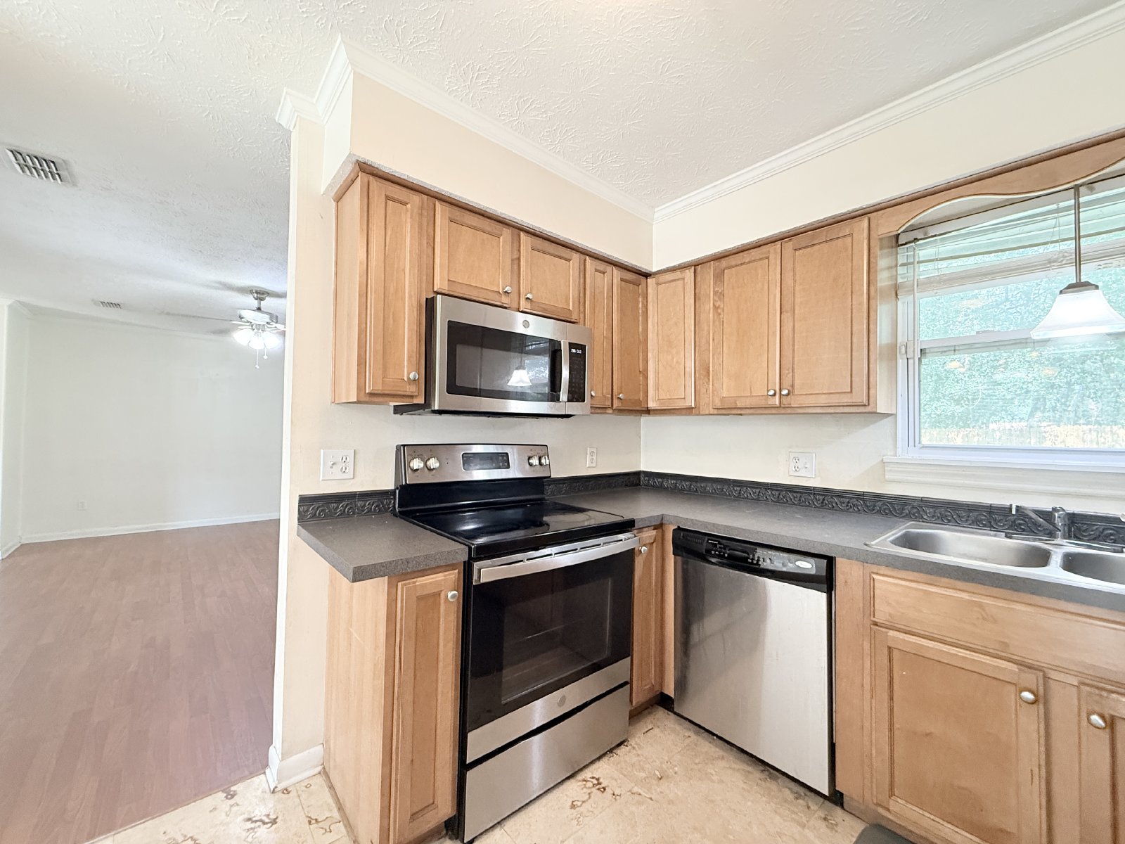 Spacious Living, Modern Updates & Fully Fenced Yard property image