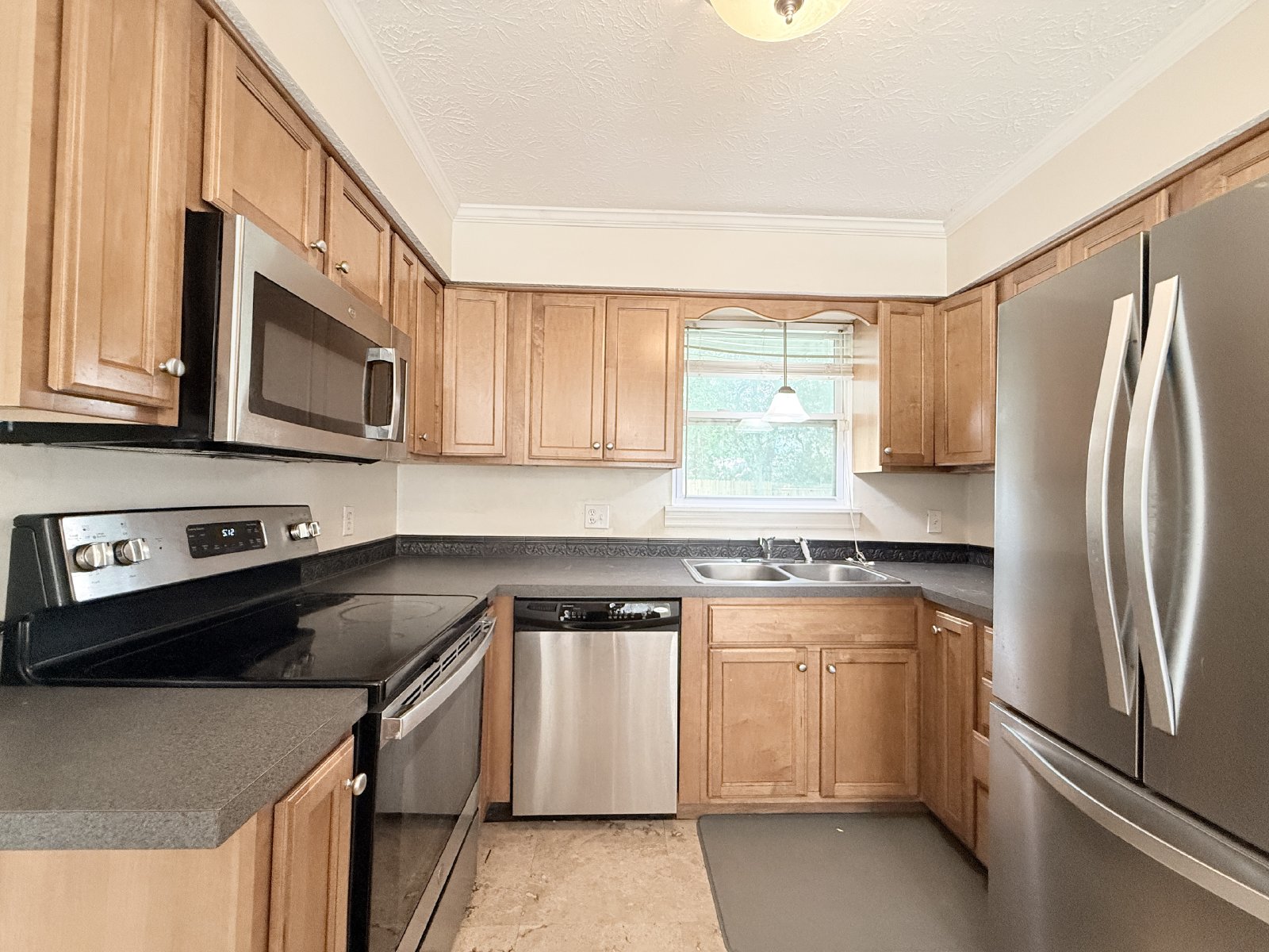 Spacious Living, Modern Updates & Fully Fenced Yard property image