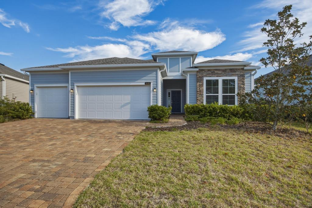 Newer Spacious Grey Hawk Home property image