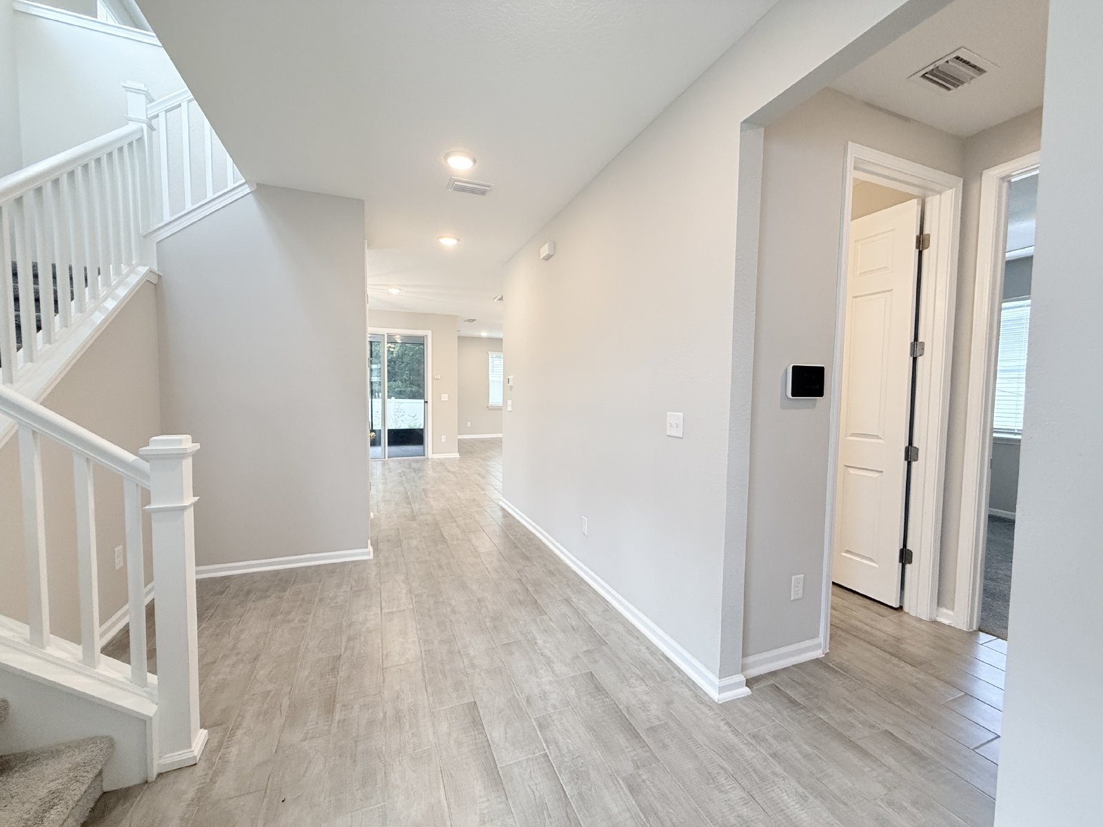 Bright & Spacious 4BR Home with Screened Porch & Paver Patio property image