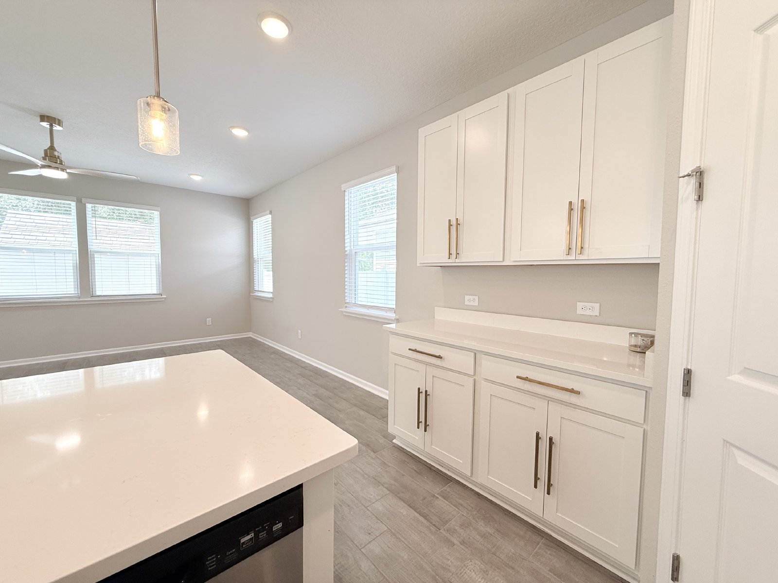 Bright & Spacious 4BR Home with Screened Porch & Paver Patio property image