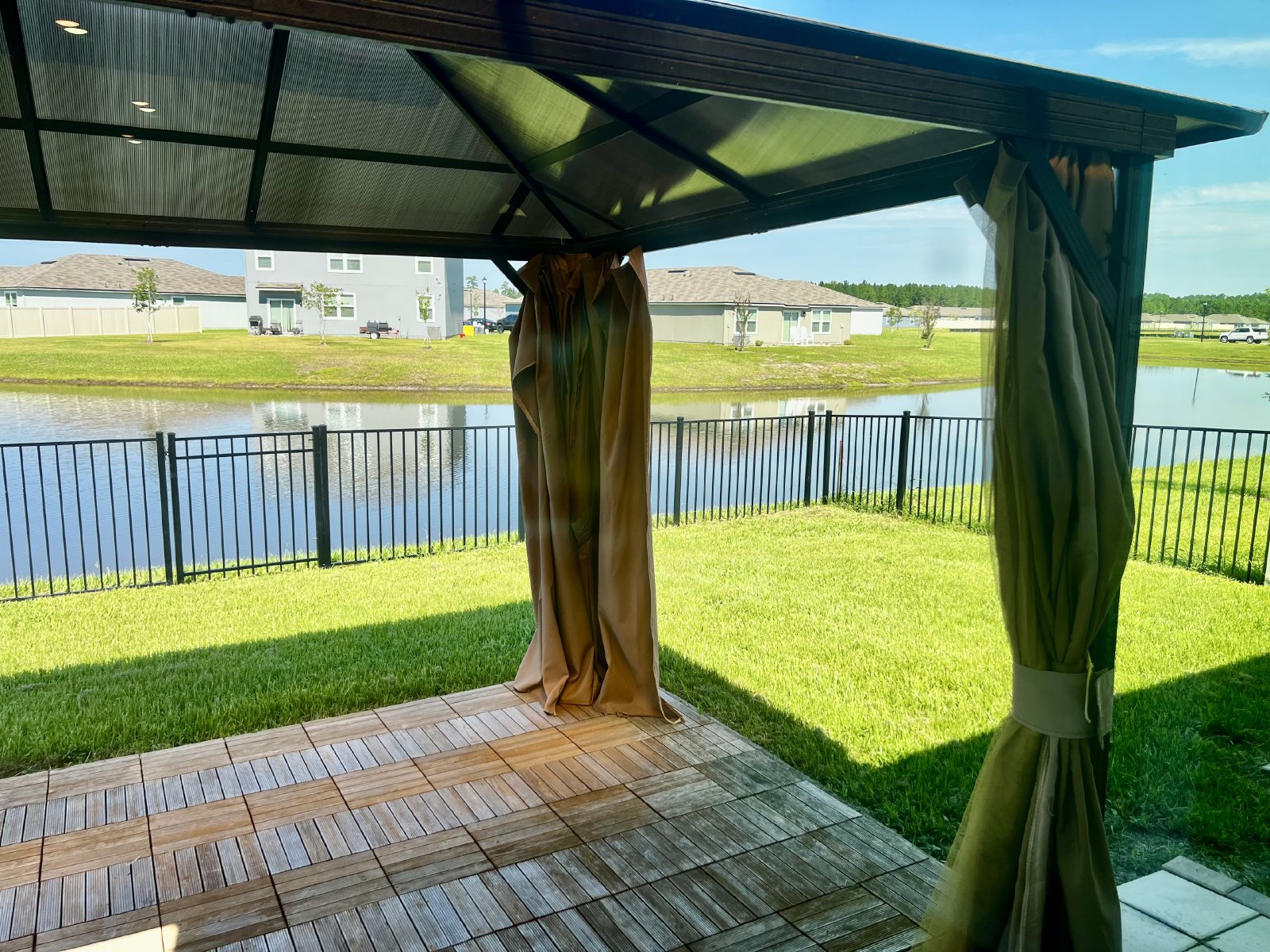 Almost-New 3 Bedroom Rental with Stunning Pond Views in The Arbors! property image