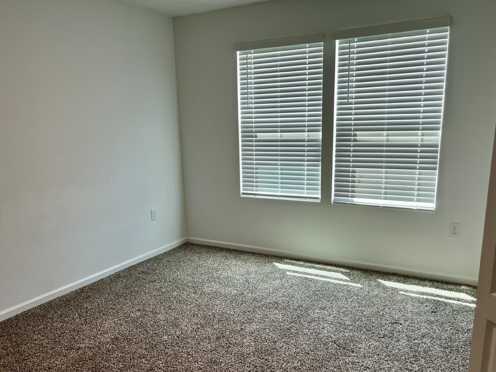 Large almost new 5-bedroom home in the Arbors property image