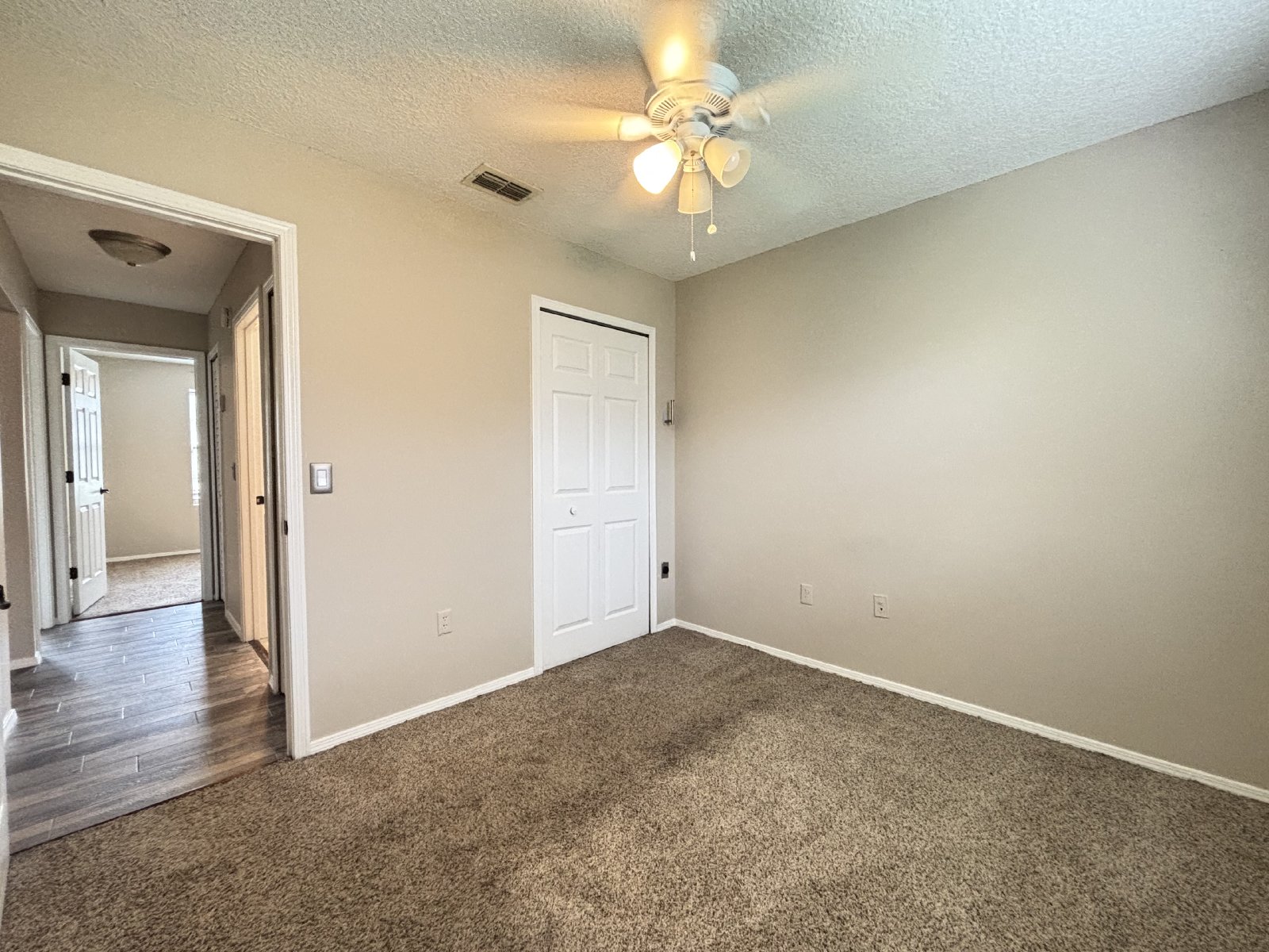 4 Bedroom 2 Bathroom Orange Park property image