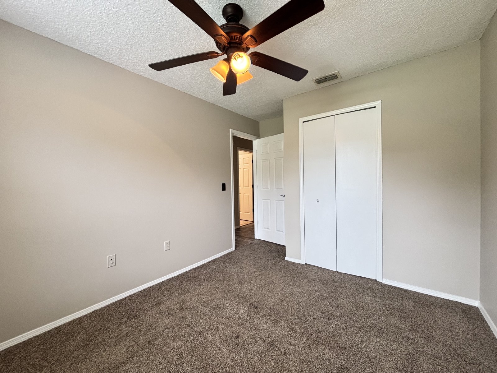 4 Bedroom 2 Bathroom Orange Park property image
