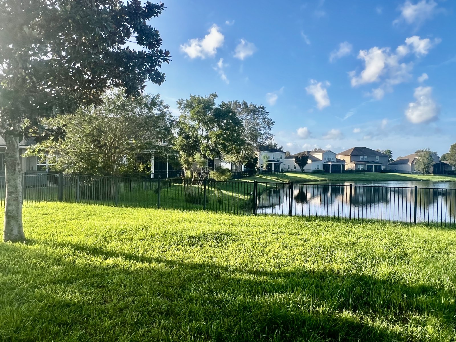 Large 4 bedrooms in Yellow Bluff Estates with bonus room property image