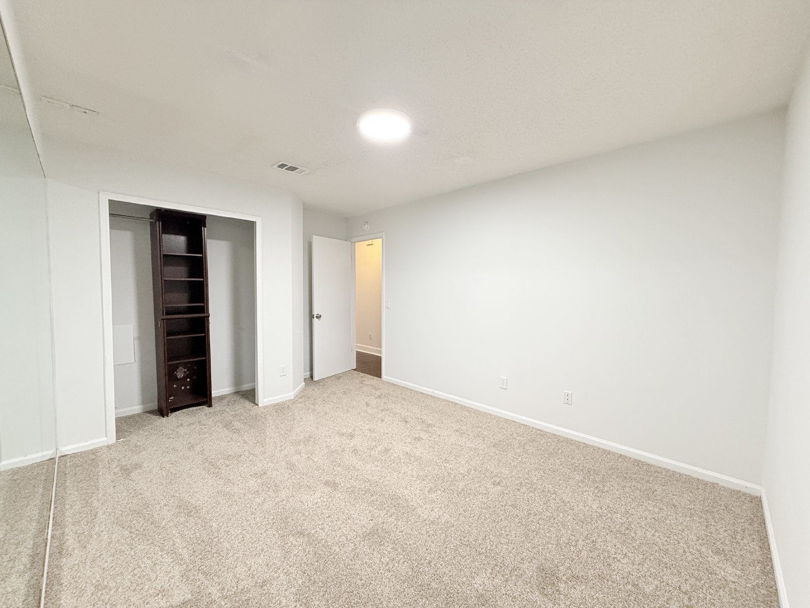 Freshly Updated 4BR with Huge Fenced Backyard property image