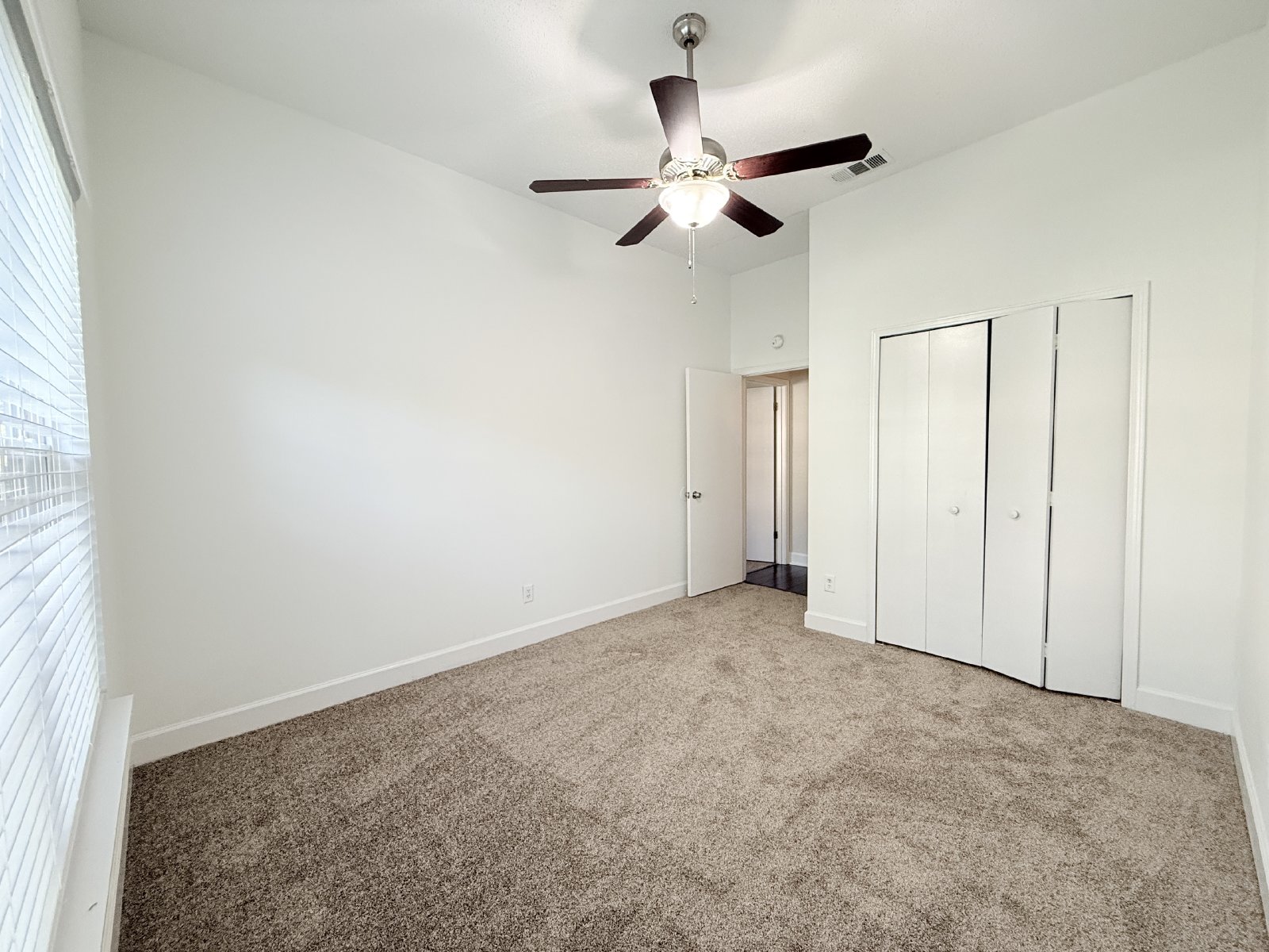Freshly Updated 4BR with Huge Fenced Backyard property image