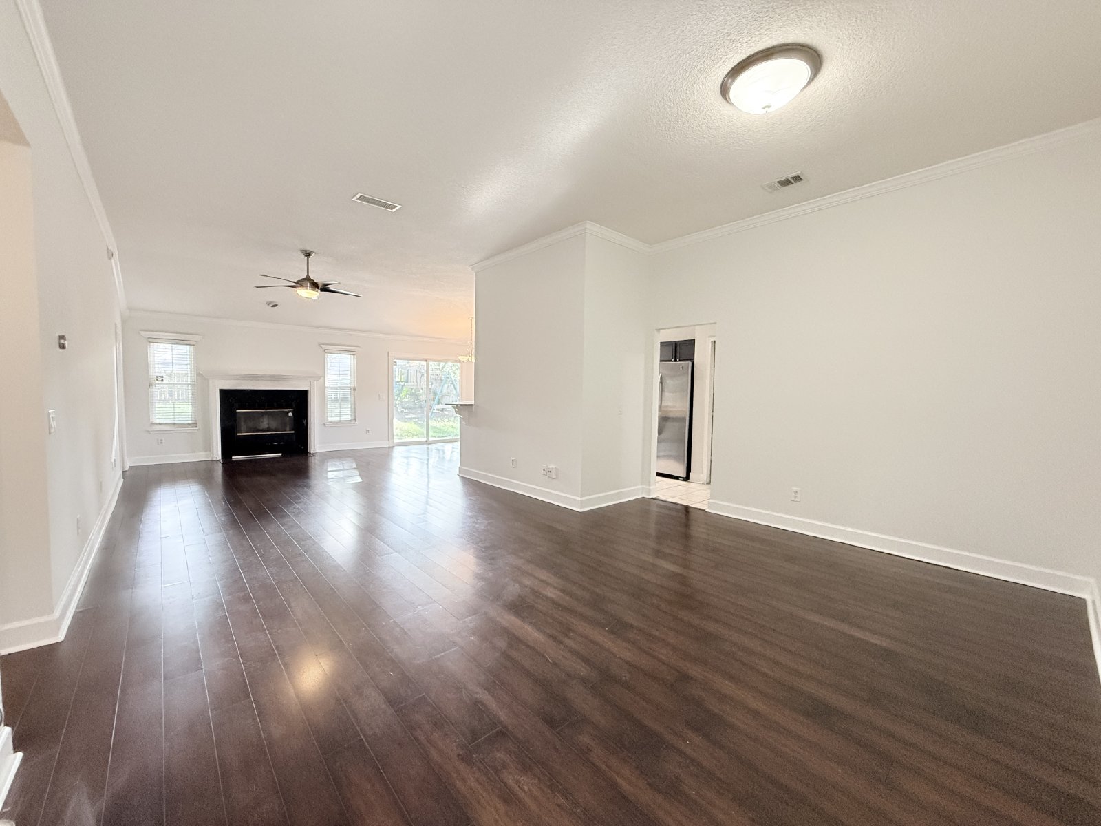 Freshly Updated 4BR with Huge Fenced Backyard property image