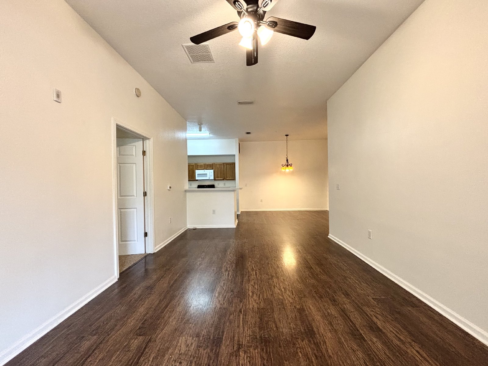 6106 MAGGIES CIR, 104, JACKSONVILLE, FL 32244 property image