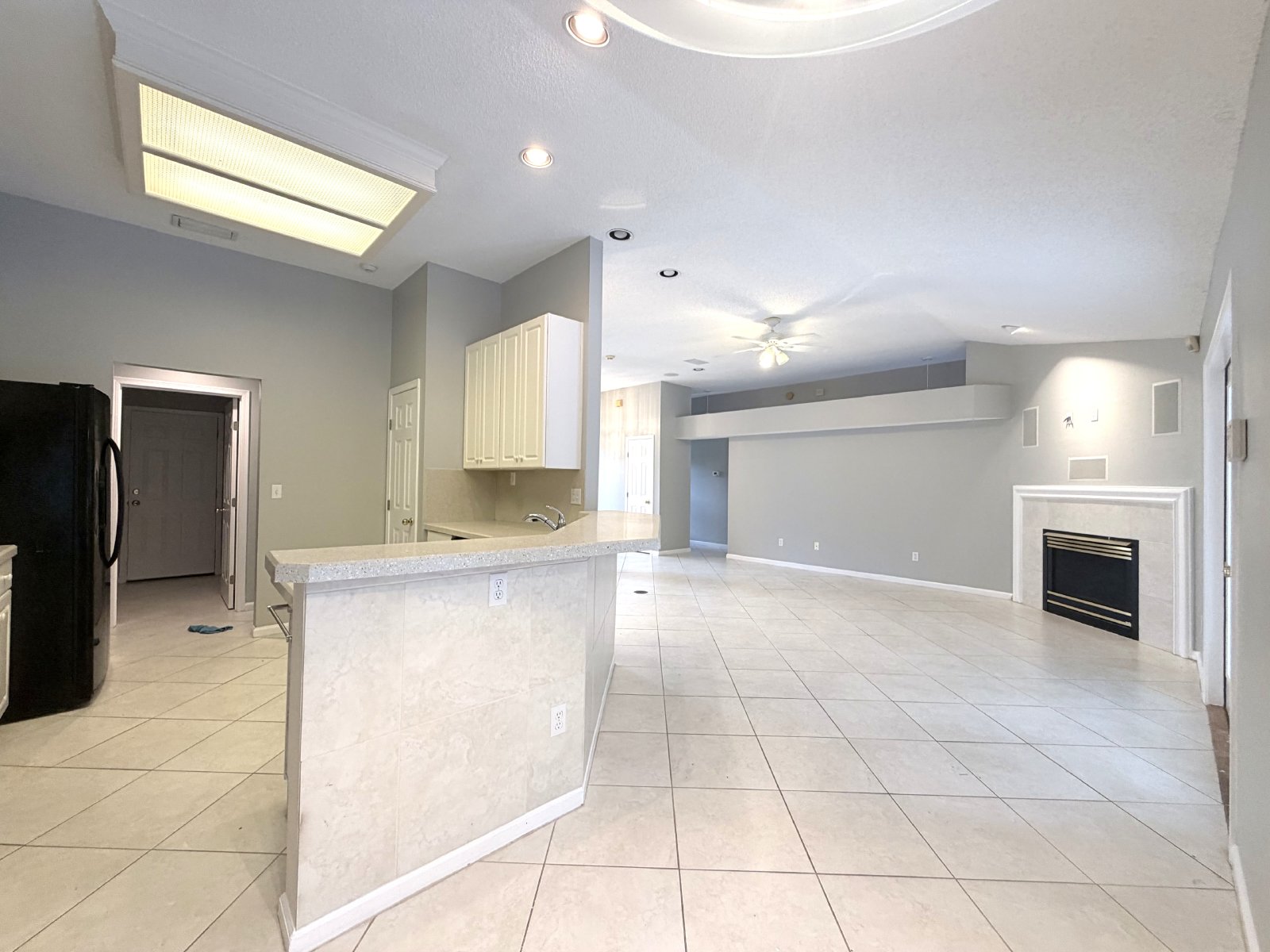 Amazing deal 3/2 w/ Screened Pool on a Cul-de-sac and Preserve property image