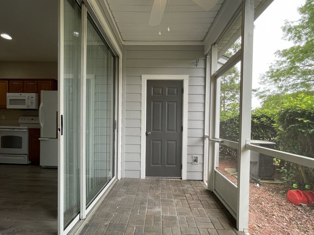 Townhome in Desirable gated Wolf Creek Community! property image