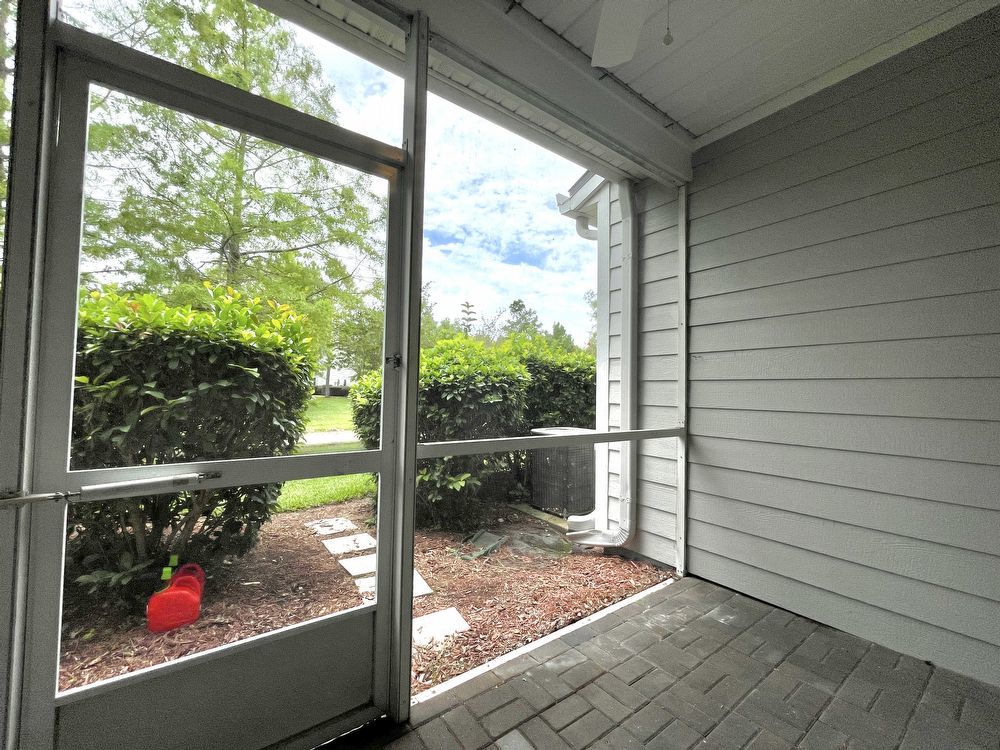 Townhome in Desirable gated Wolf Creek Community! property image