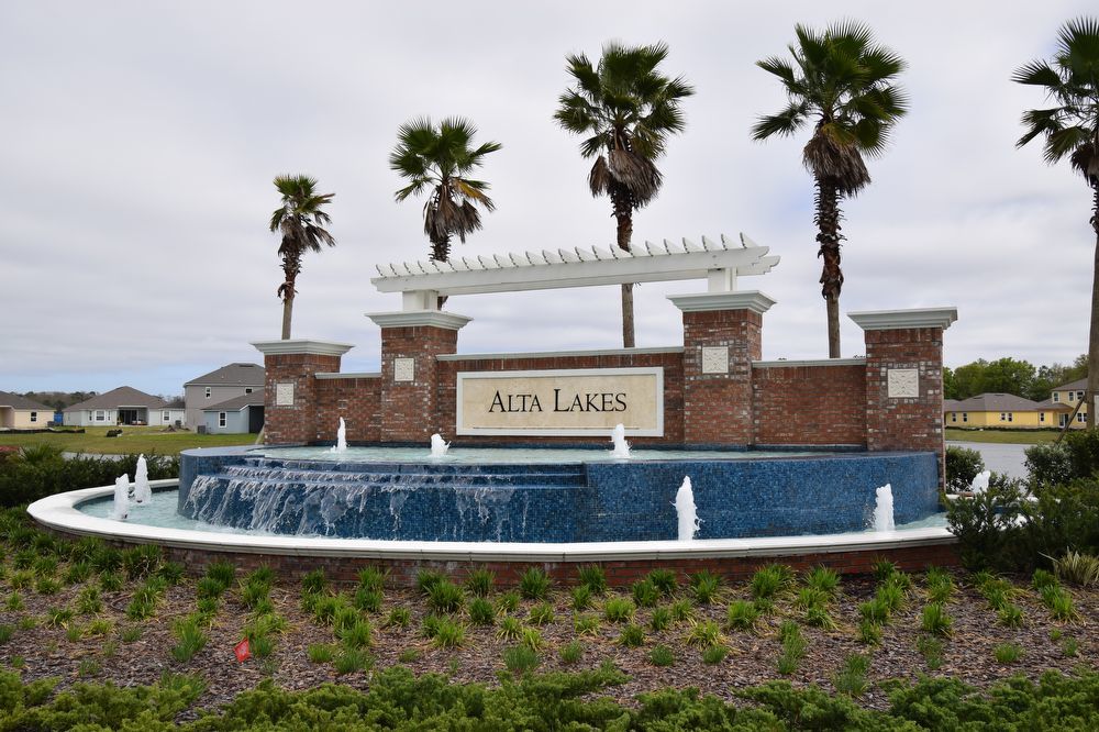 Alta Lakes Living! 4BR Home with Water View & Pool & Amenities Access property image
