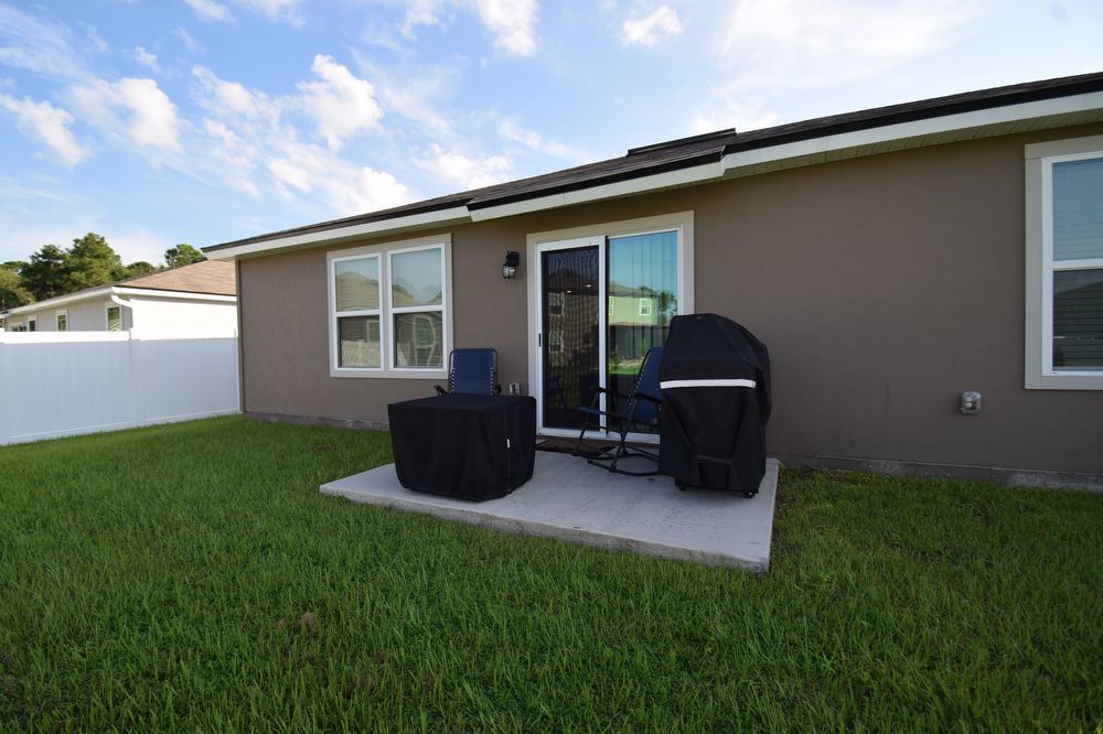 Alta Lakes Living! 4BR Home with Water View & Pool & Amenities Access property image