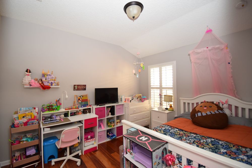 Beautiful 4 Bedroom 2 Bath Home Great Location To Beaches, Shopping & Highways! property image