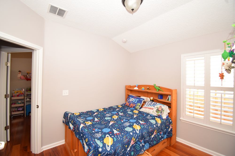 Beautiful 4 Bedroom 2 Bath Home Great Location To Beaches, Shopping & Highways! property image